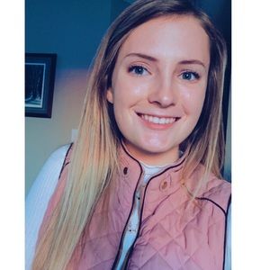 Meet your Posher, Bailey